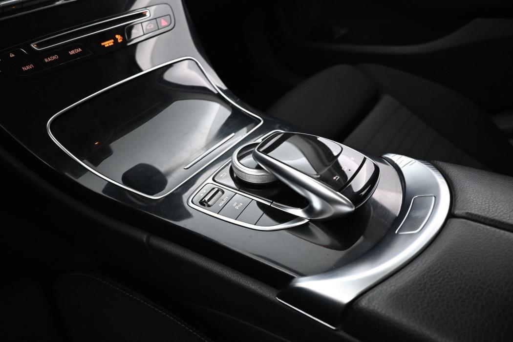 MERCEDES-BENZ C 2015