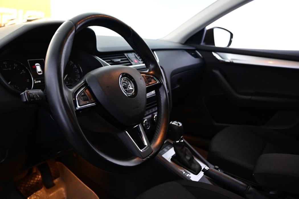 SKODA Octavia 2016