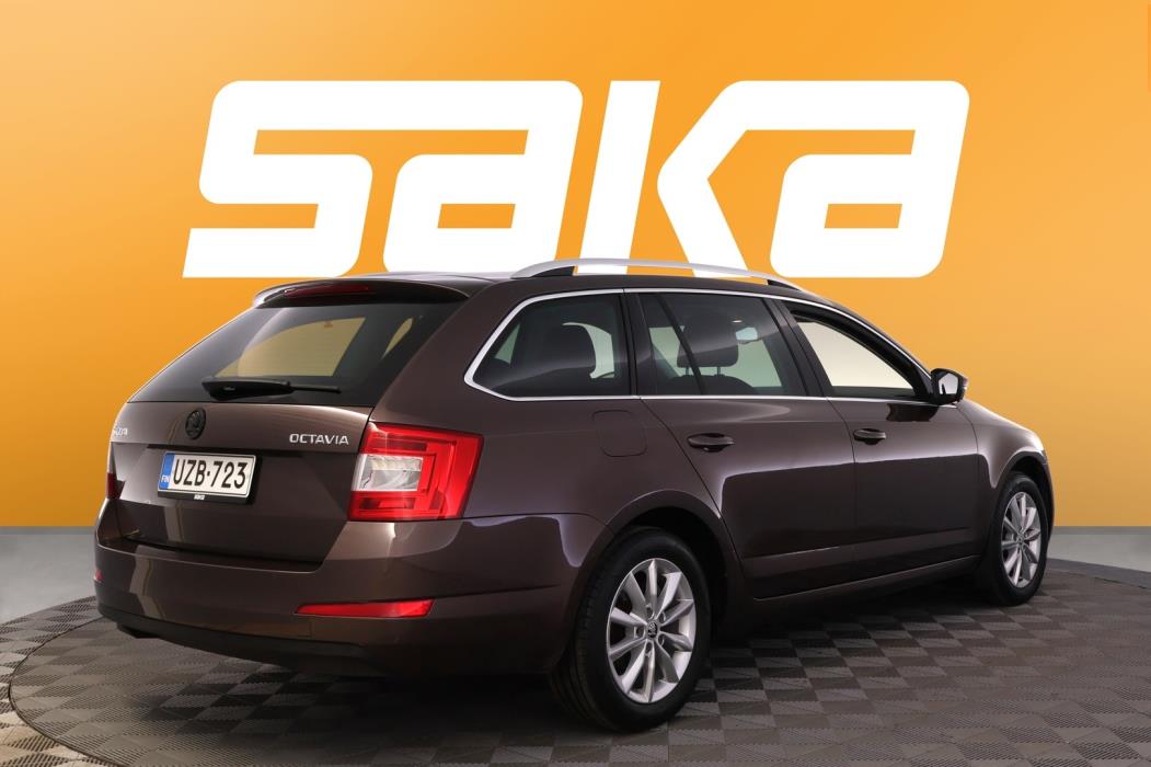 SKODA Octavia 2016