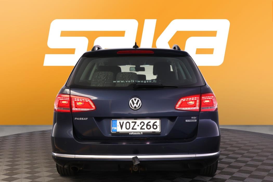 VOLKSWAGEN Passat 2013