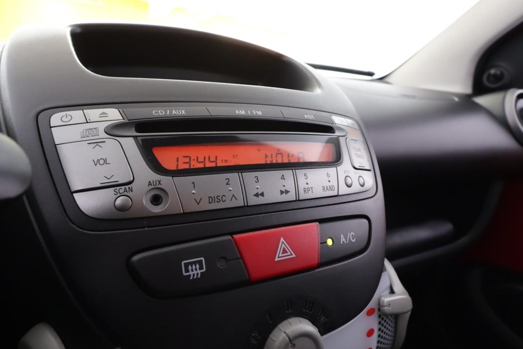 TOYOTA AYGO 2012