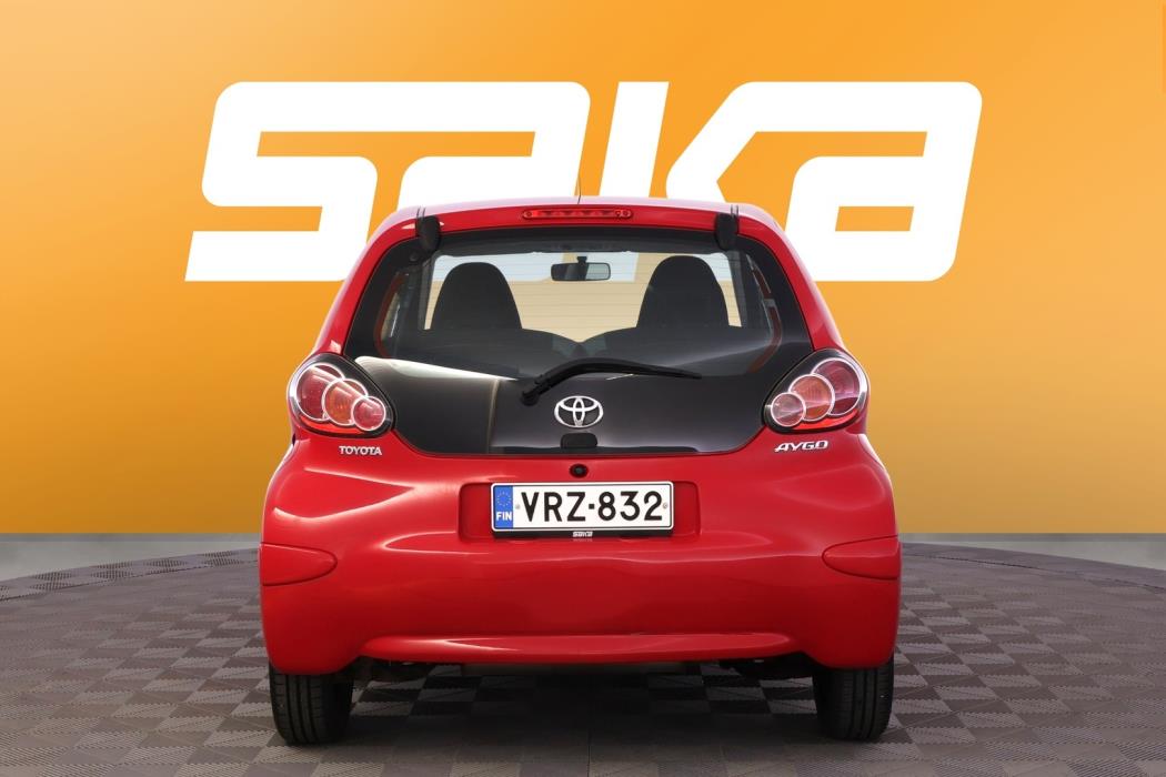 TOYOTA AYGO 2012
