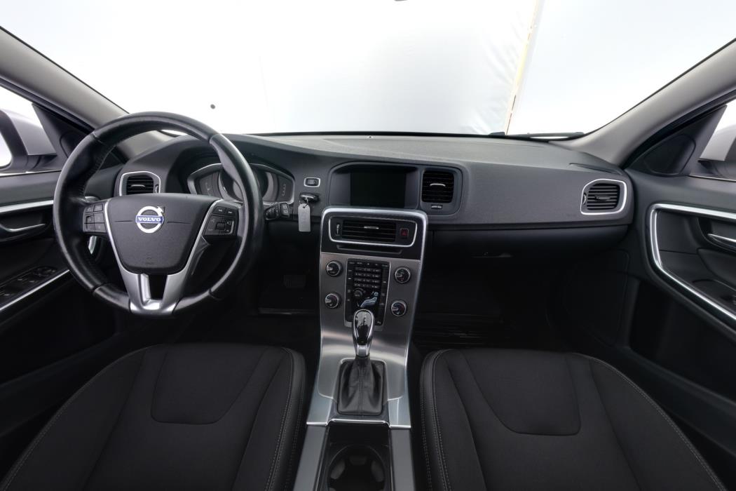 VOLVO V60 2014