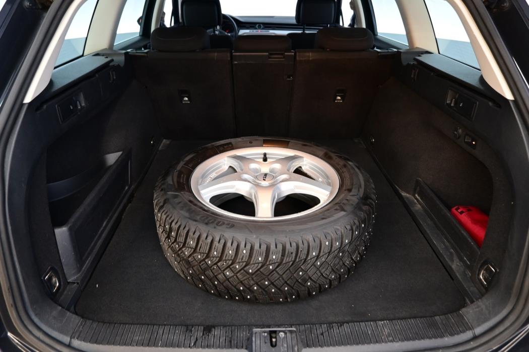 VOLKSWAGEN Passat 2017