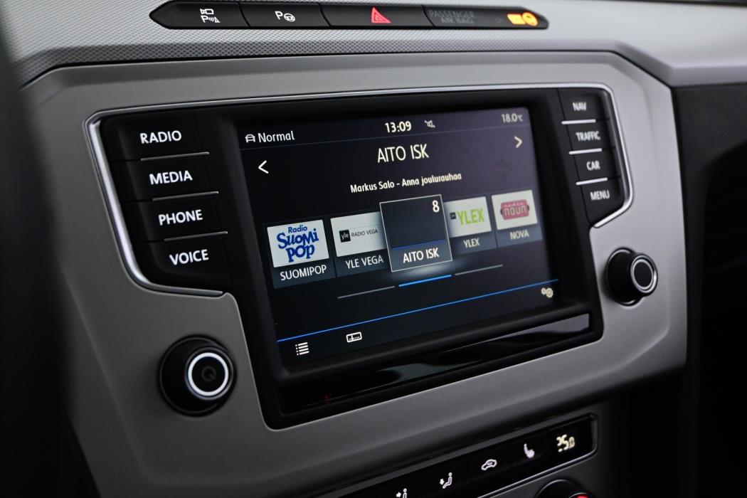 VOLKSWAGEN Passat 2017