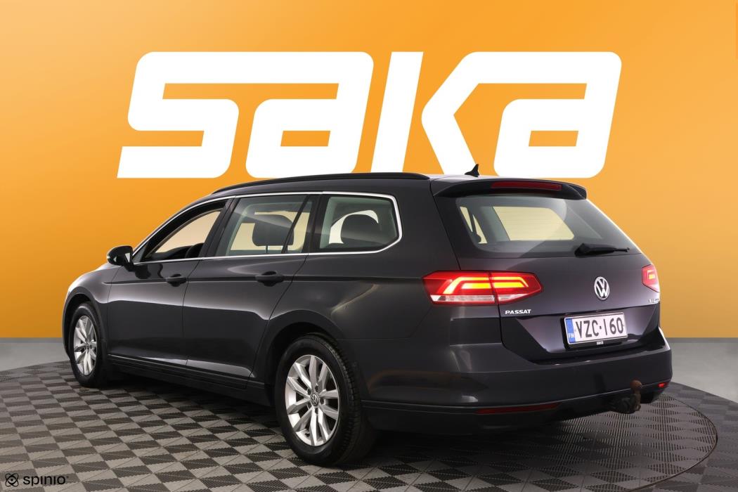 VOLKSWAGEN Passat 2017