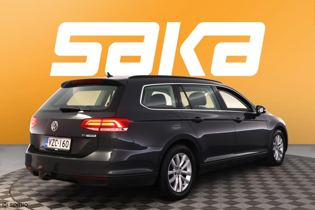 VOLKSWAGEN Passat 2017