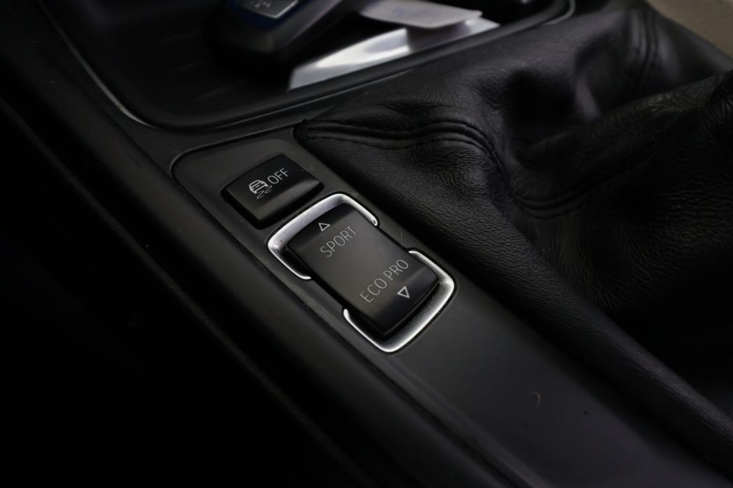BMW 320 2013