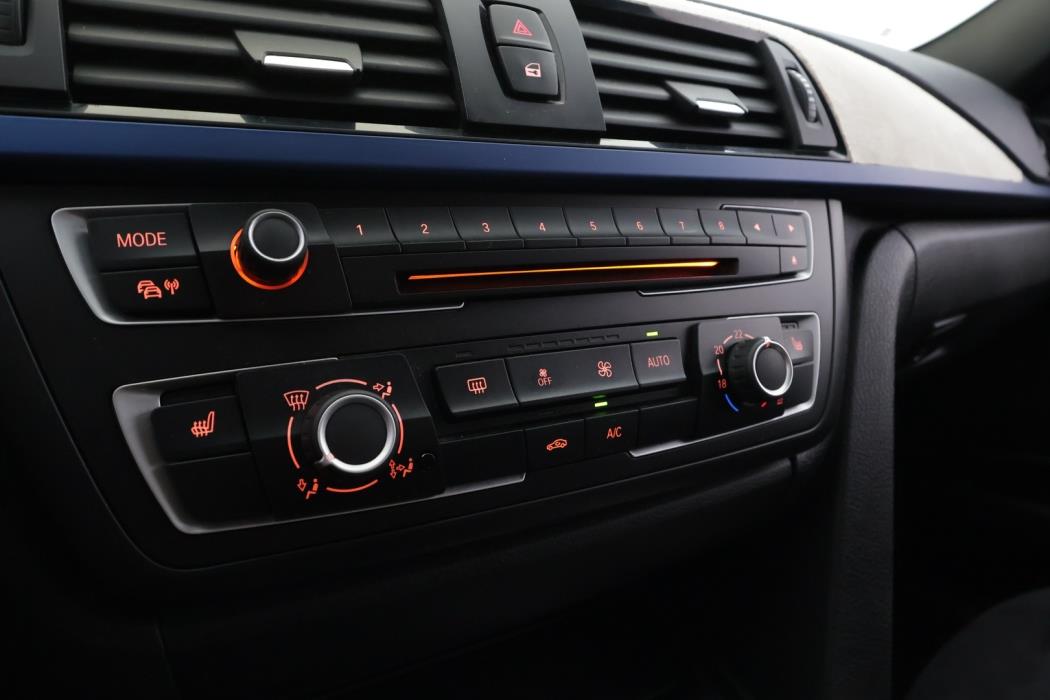 BMW 320 2013