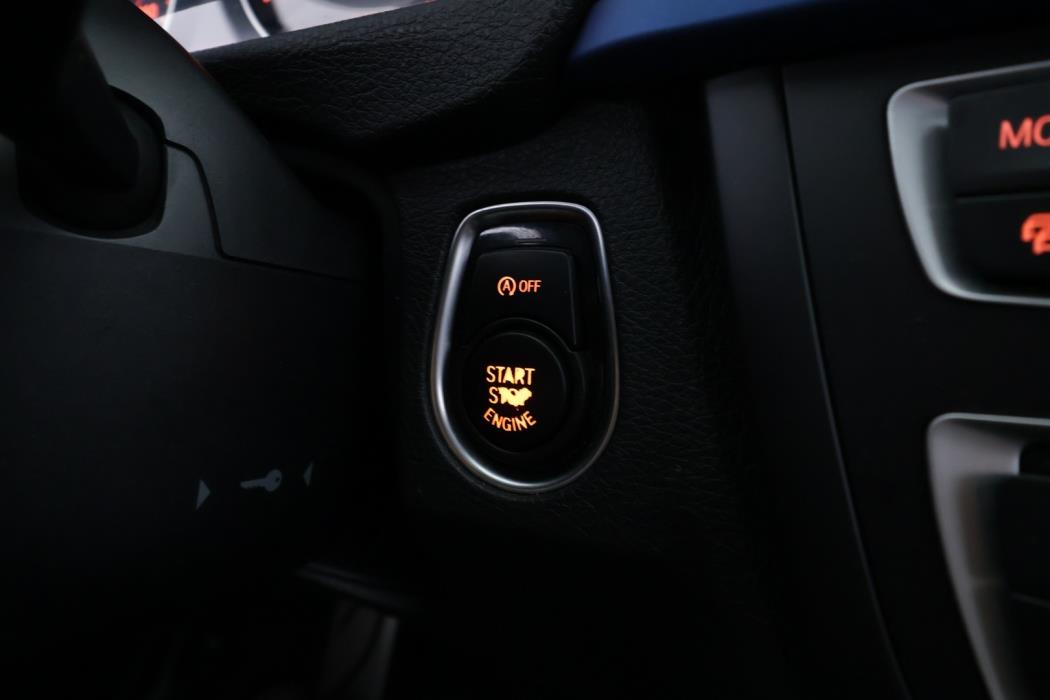 BMW 320 2013