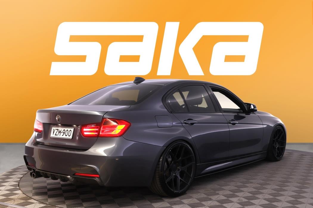BMW 320 2013