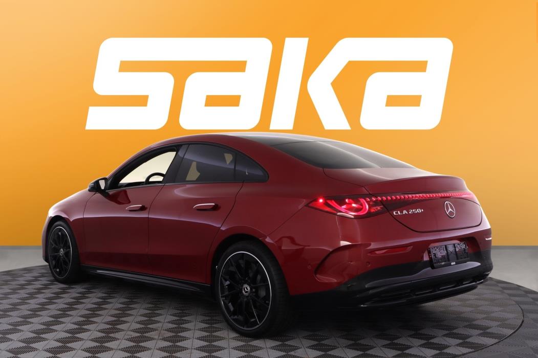 MERCEDES-BENZ CLA 2025