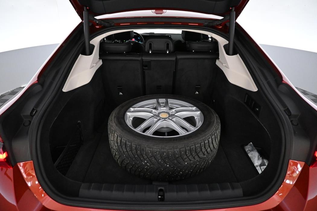 BMW i4 2024