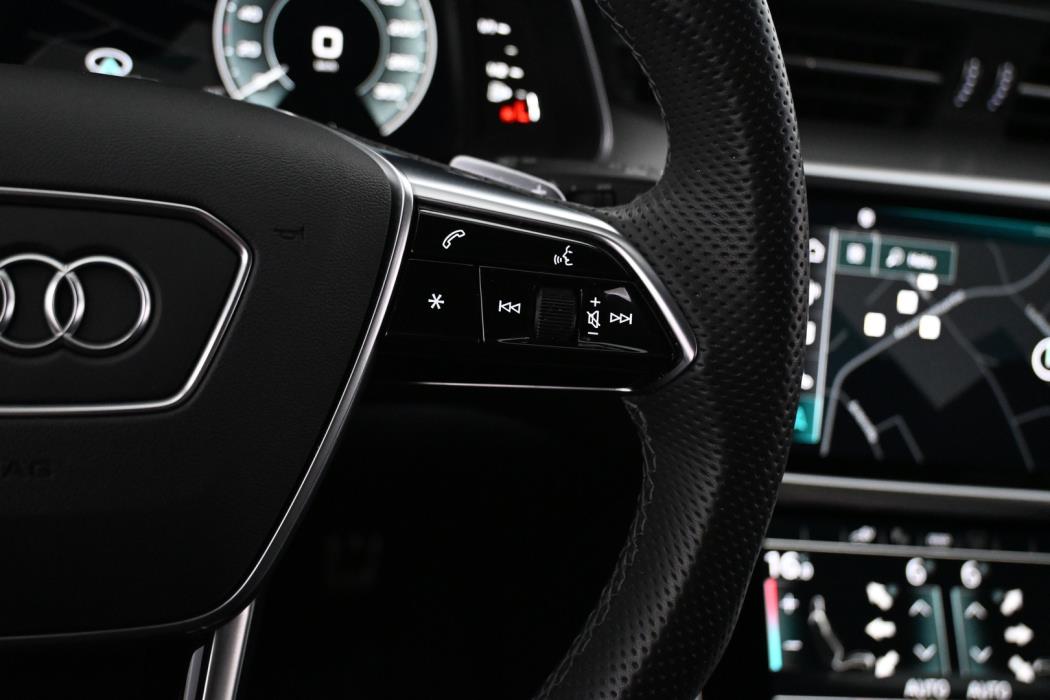 AUDI A6 2023