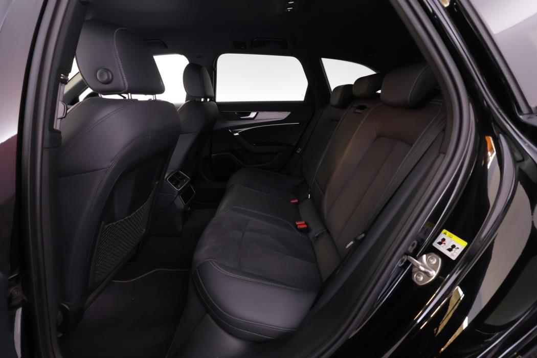 AUDI A6 2023