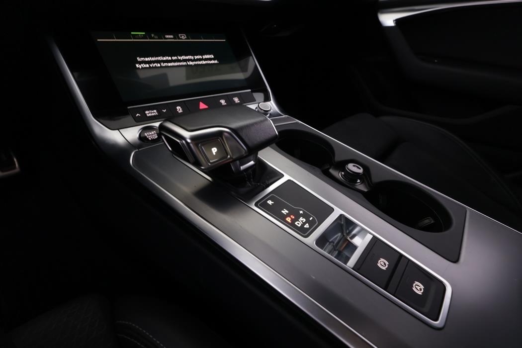 AUDI A6 2023
