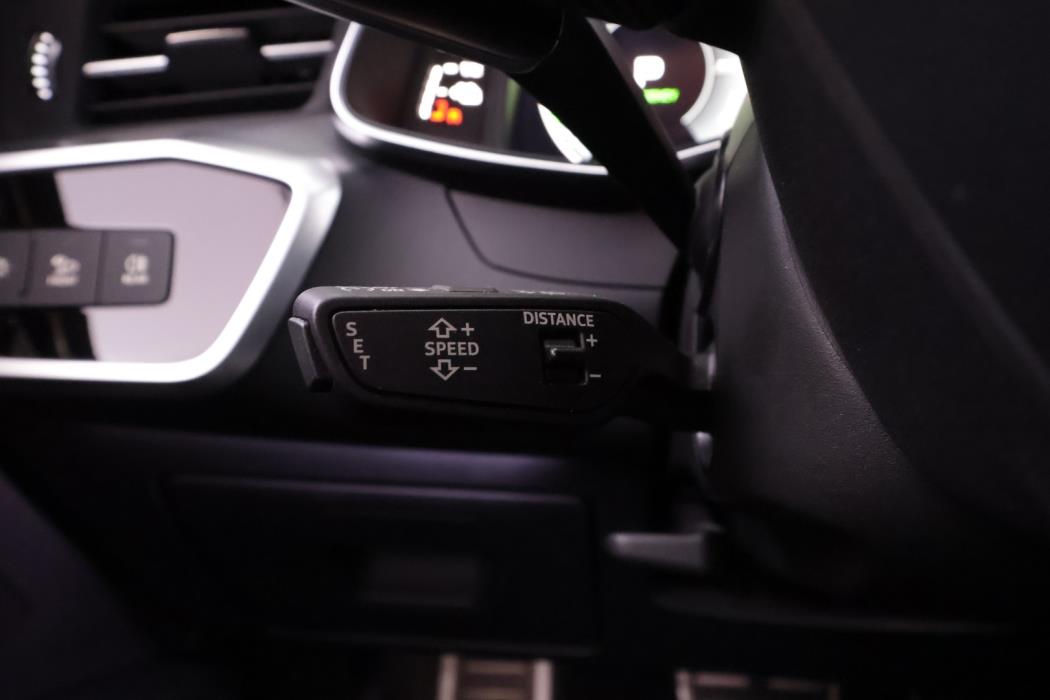 AUDI A6 2023