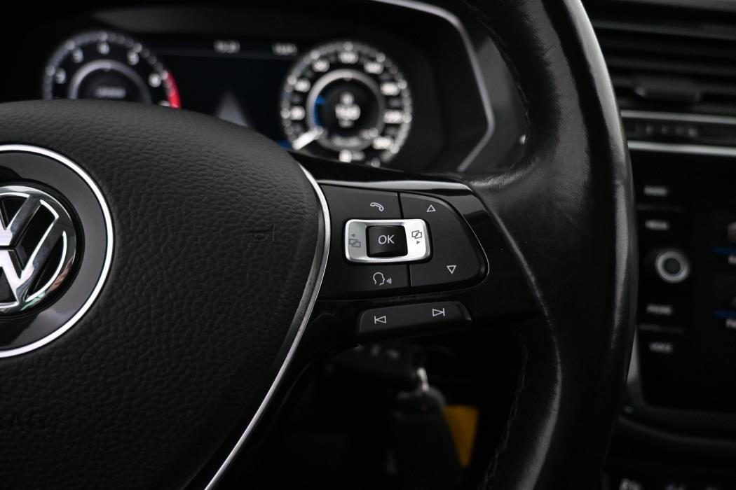 VOLKSWAGEN Tiguan 2018