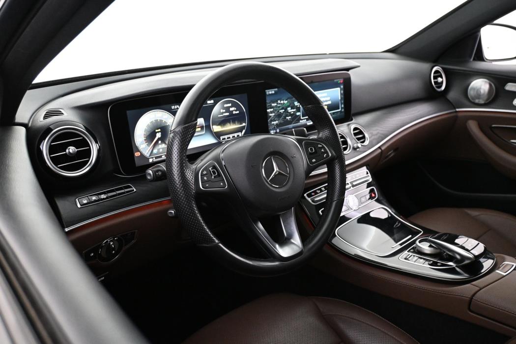 MERCEDES-BENZ E 2017