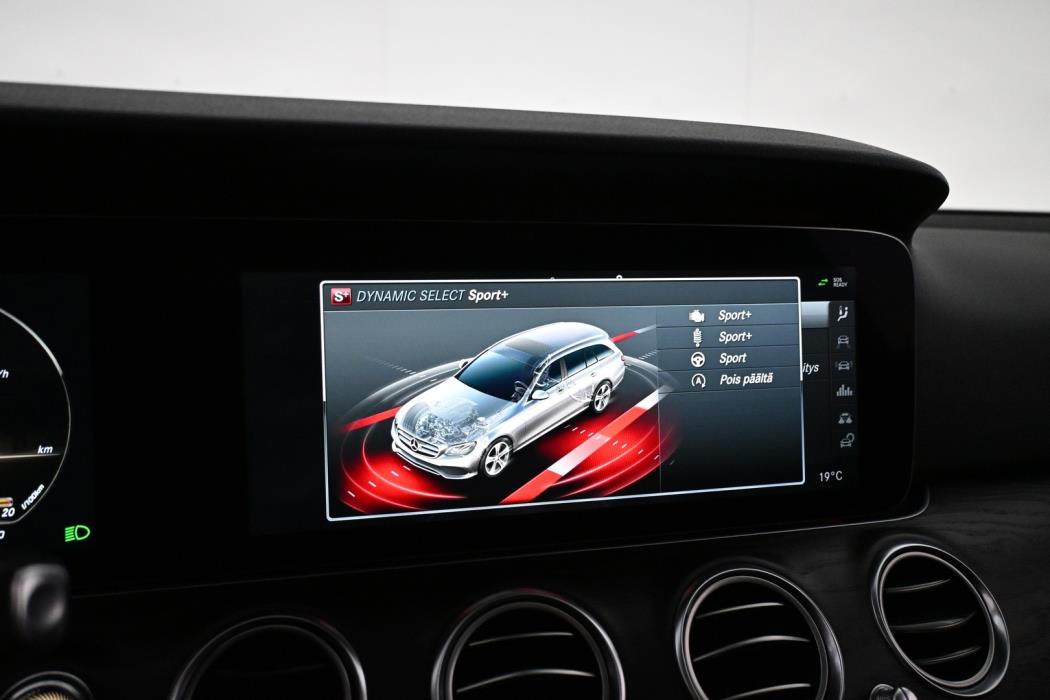 MERCEDES-BENZ E 2017