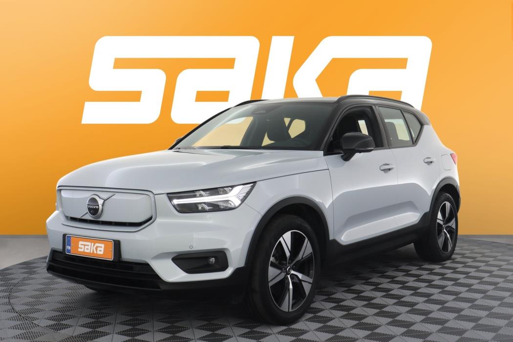 VOLVO XC40 2021