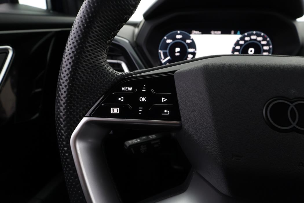 AUDI Q4 e-tron 2023