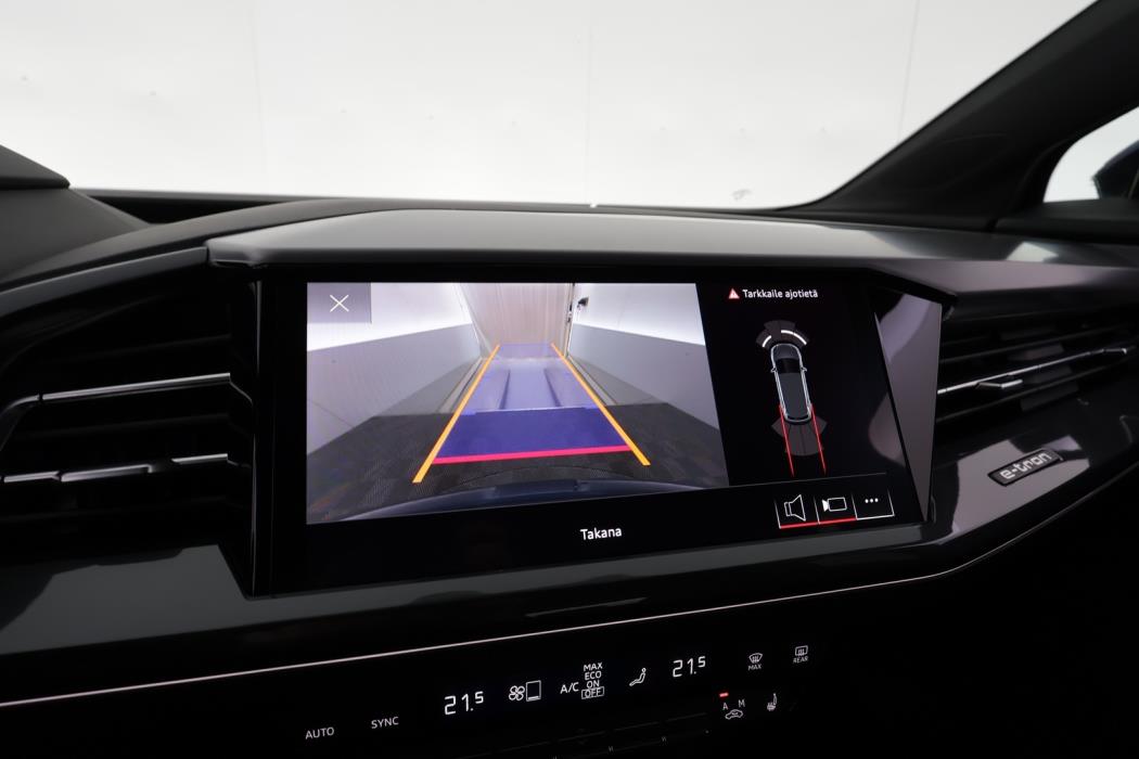 AUDI Q4 e-tron 2023