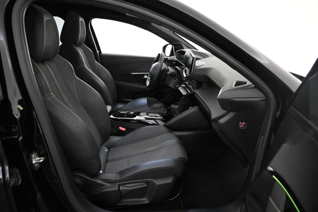 PEUGEOT e-208 2023