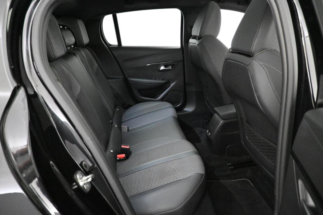 PEUGEOT e-208 2023