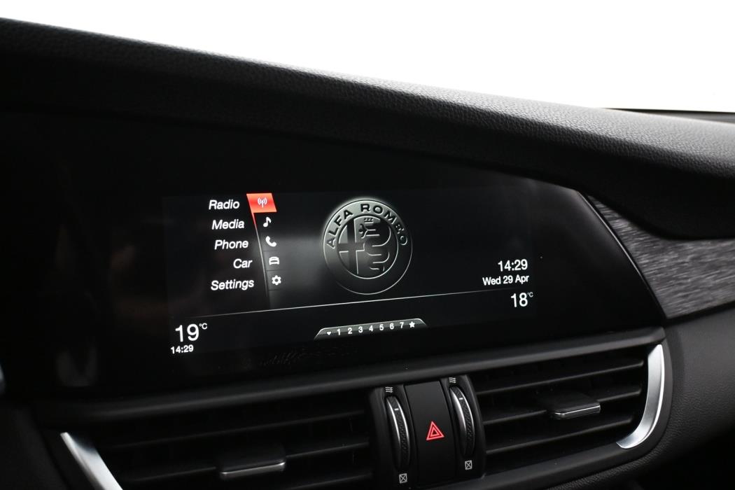 ALFA ROMEO Giulia 2018