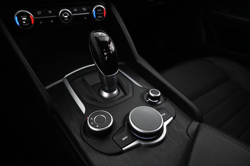 ALFA ROMEO Giulia 2018