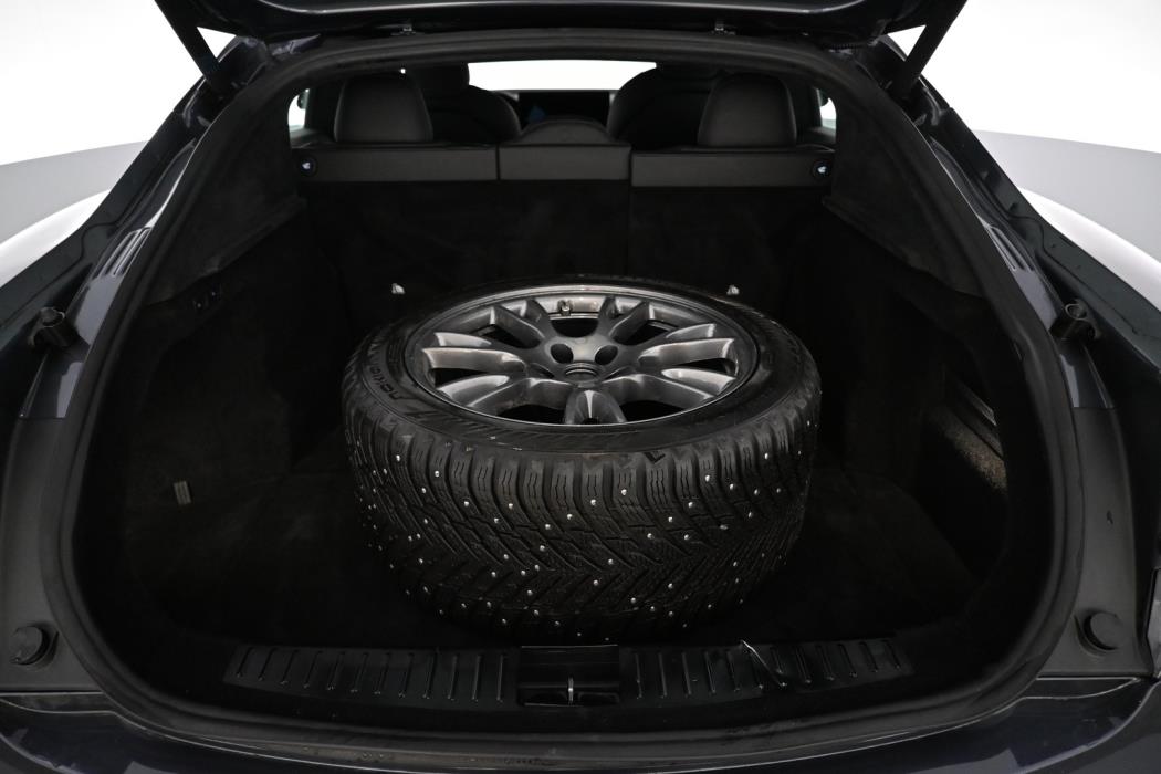 TESLA Model S 2023
