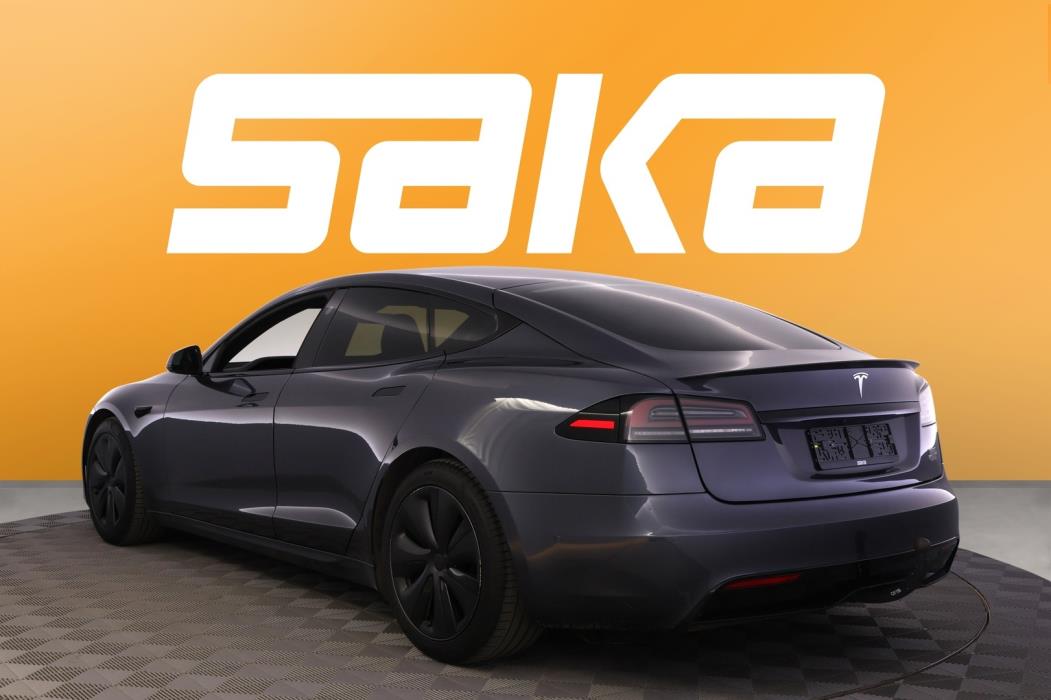 TESLA Model S 2023