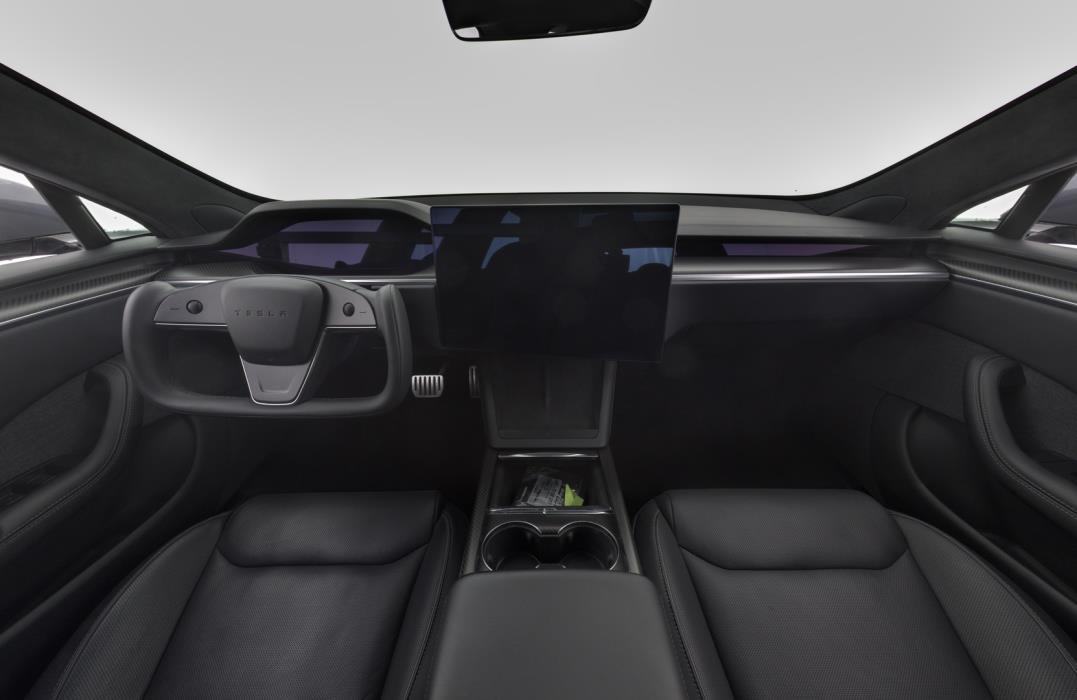 TESLA Model S 2023