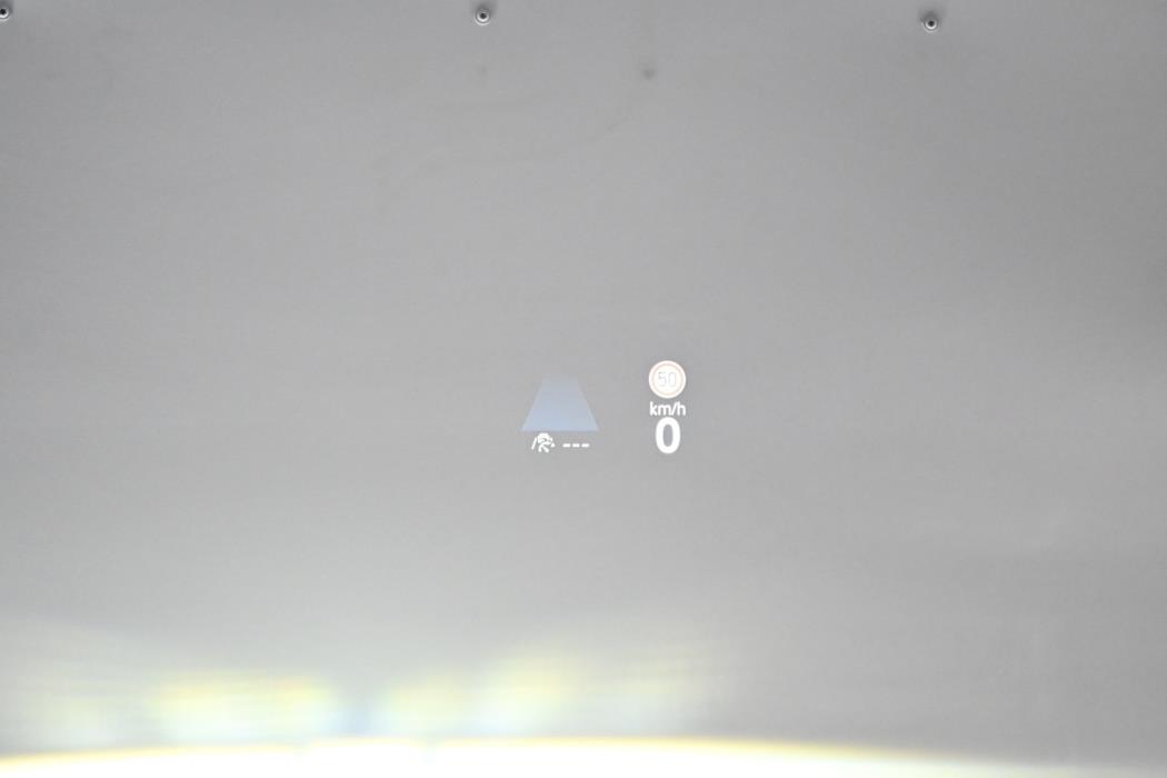 VOLKSWAGEN Multivan 2025