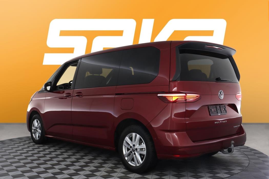 VOLKSWAGEN Multivan 2025
