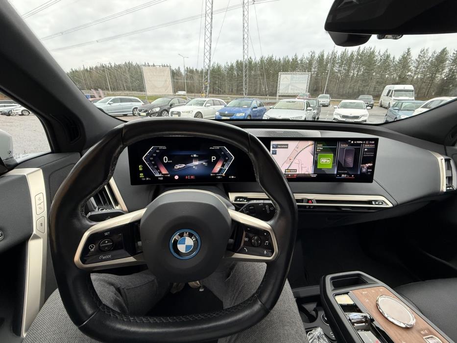 BMW iX 2022