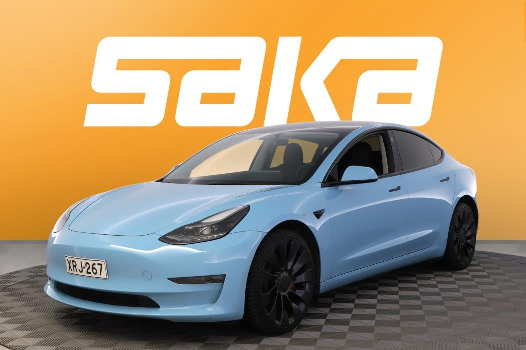 TESLA Model 3 2021