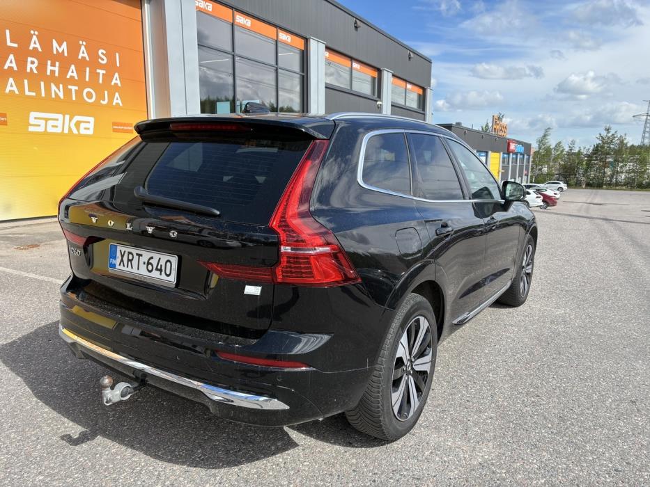 VOLVO XC60 2023