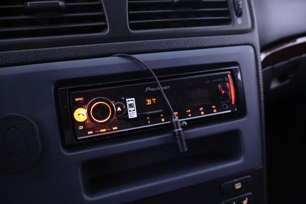 VOLVO V70 2003