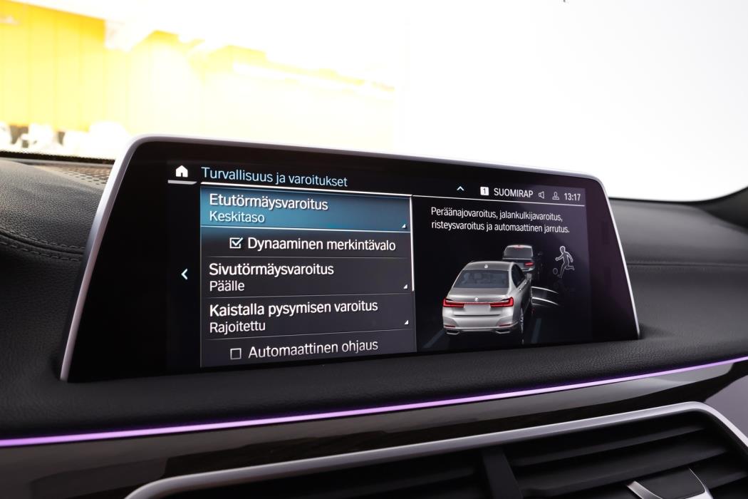 BMW 745 2020