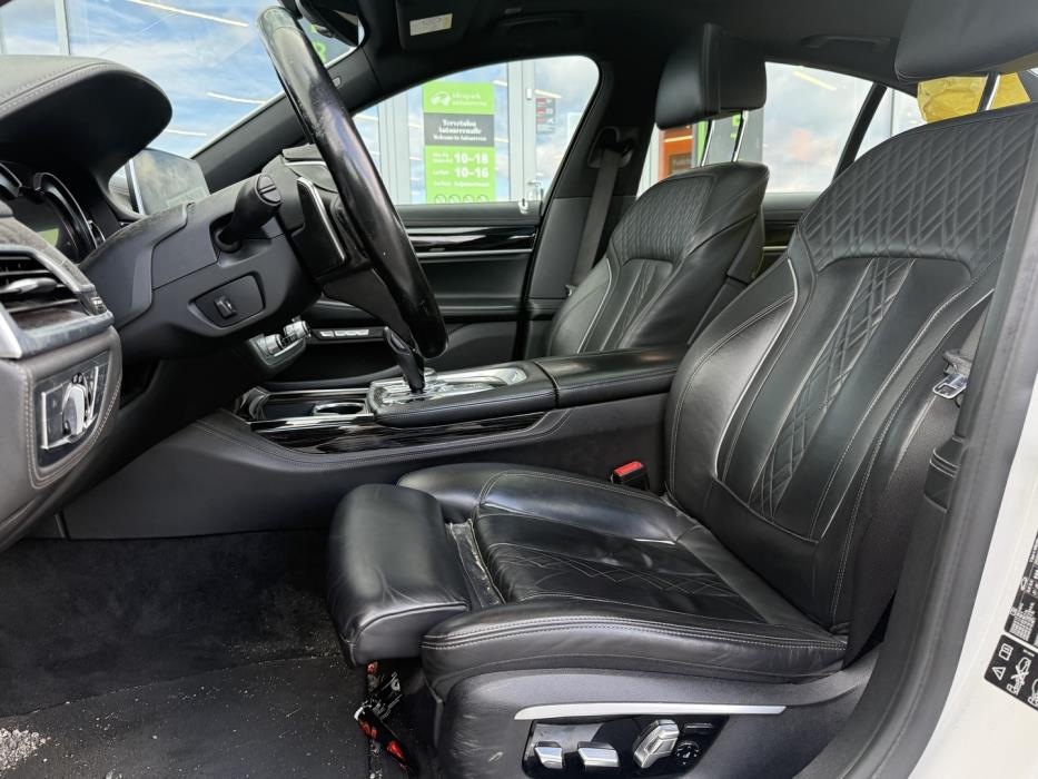 BMW 730 2017