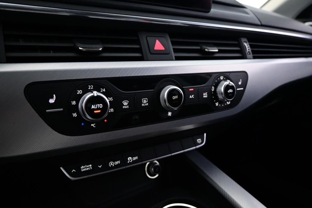 AUDI A4 2016