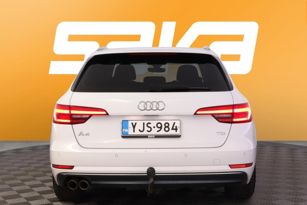 AUDI A4 2016