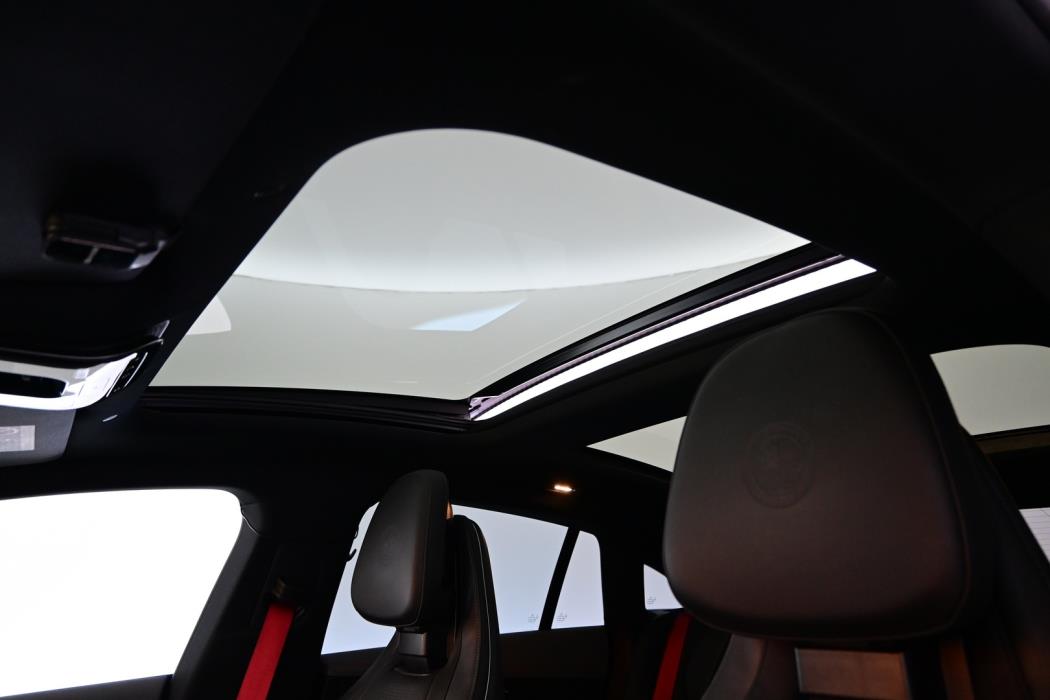 MERCEDES-BENZ EQE 2022