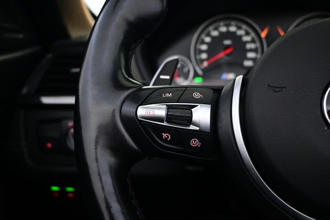 BMW M4 2015