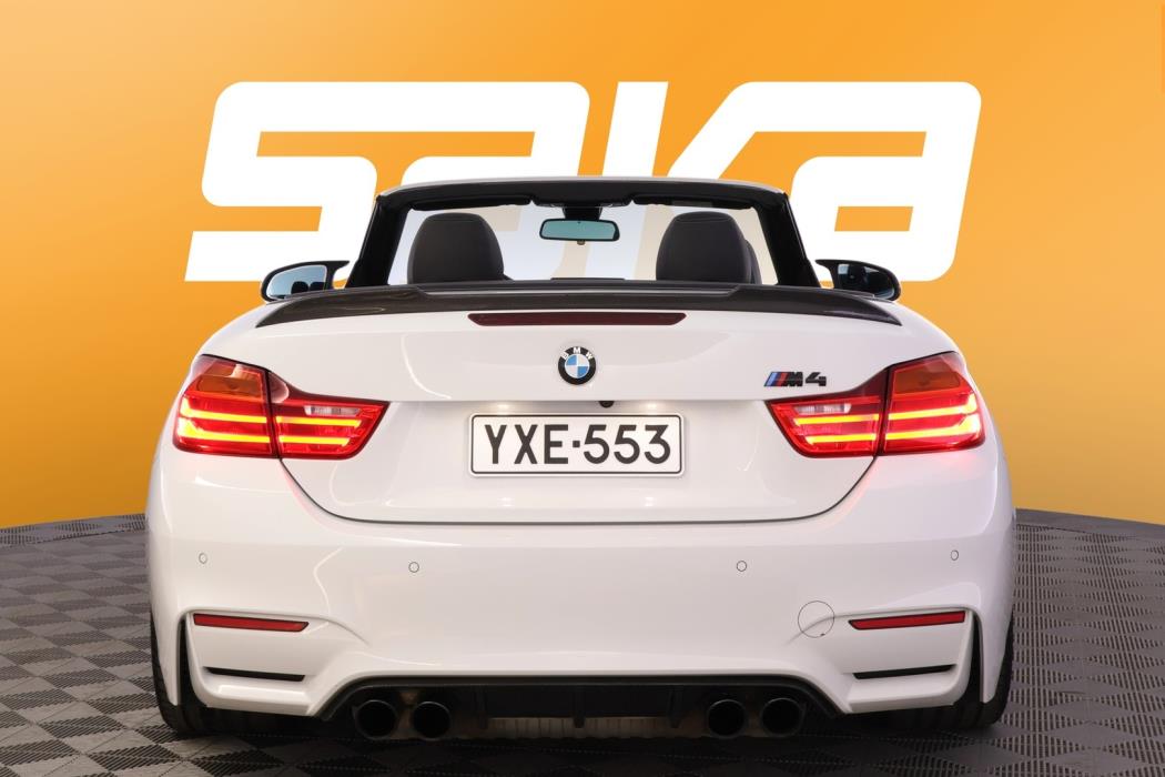 BMW M4 2015