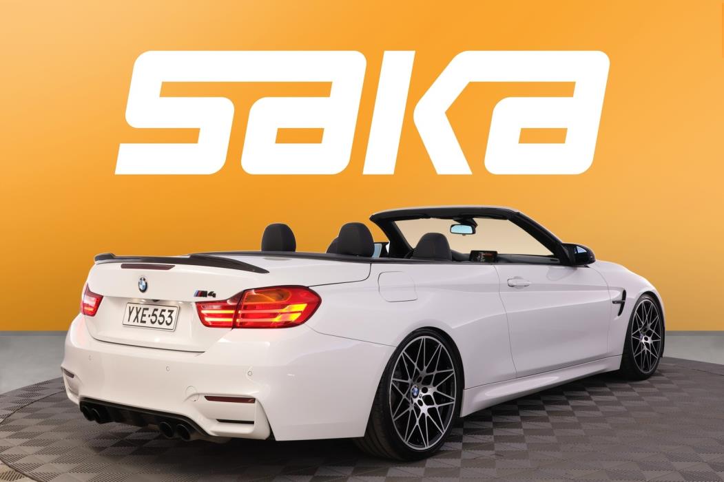 BMW M4 2015