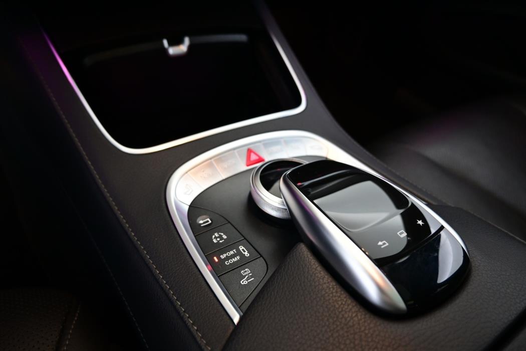 MERCEDES-BENZ S 2015