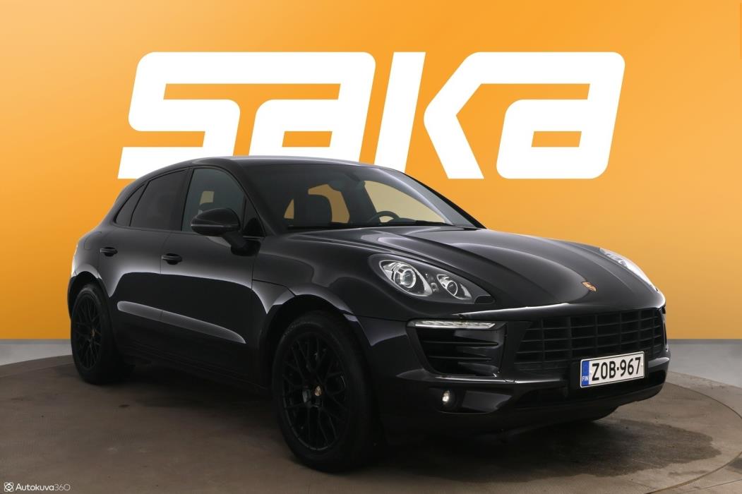 PORSCHE Macan 2015